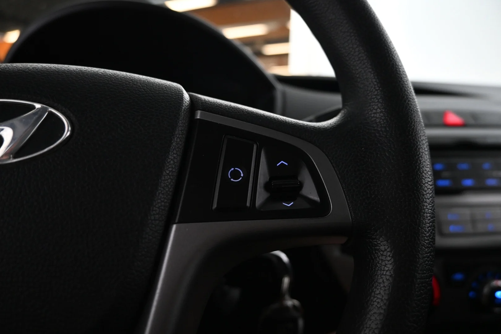 Car Image - 1pM3rxh4xaeTNcX44kZRev