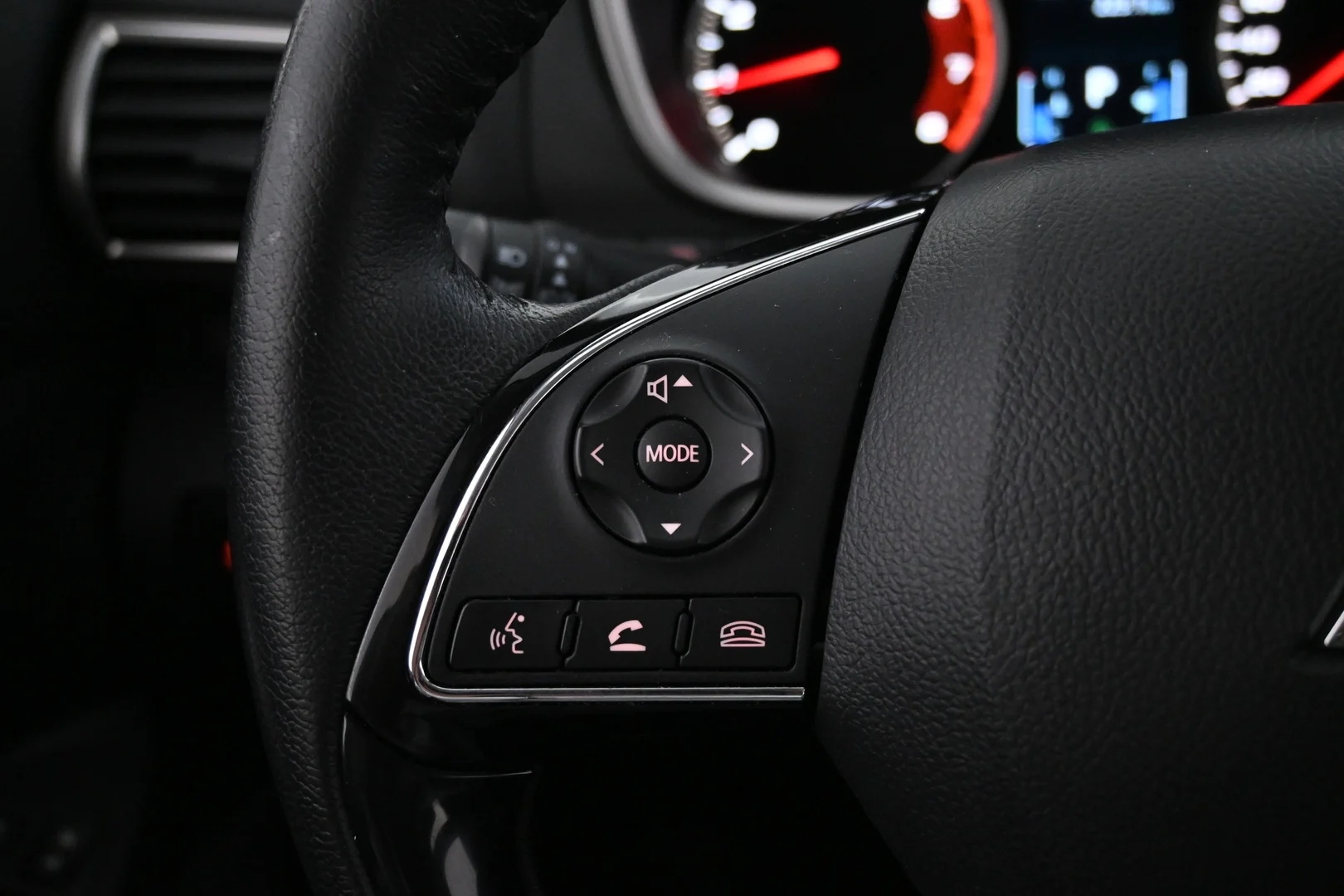 Car Image - Ajl1g6a4ZOscBmtZ5cDgc