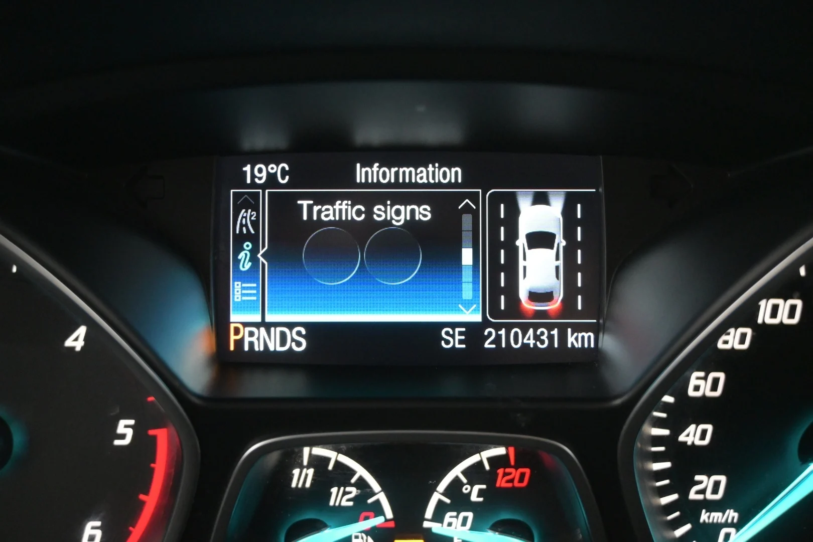 Car Image - 5RDJrGhTlFVjl8OOwskDga