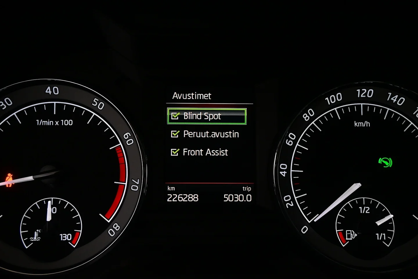 Car Image - 4vDNYKdfHdRANnLGGcENKW