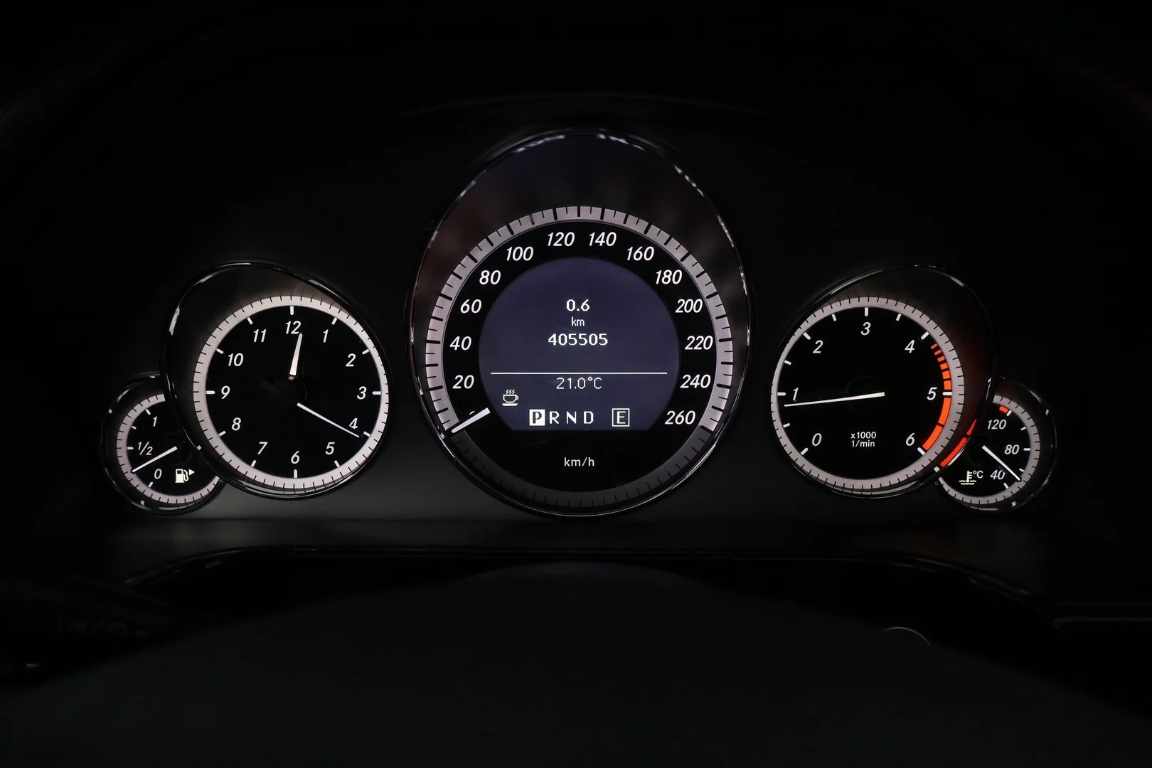 Car Image - vIGRb22cLcBRLs1OZ1vcV