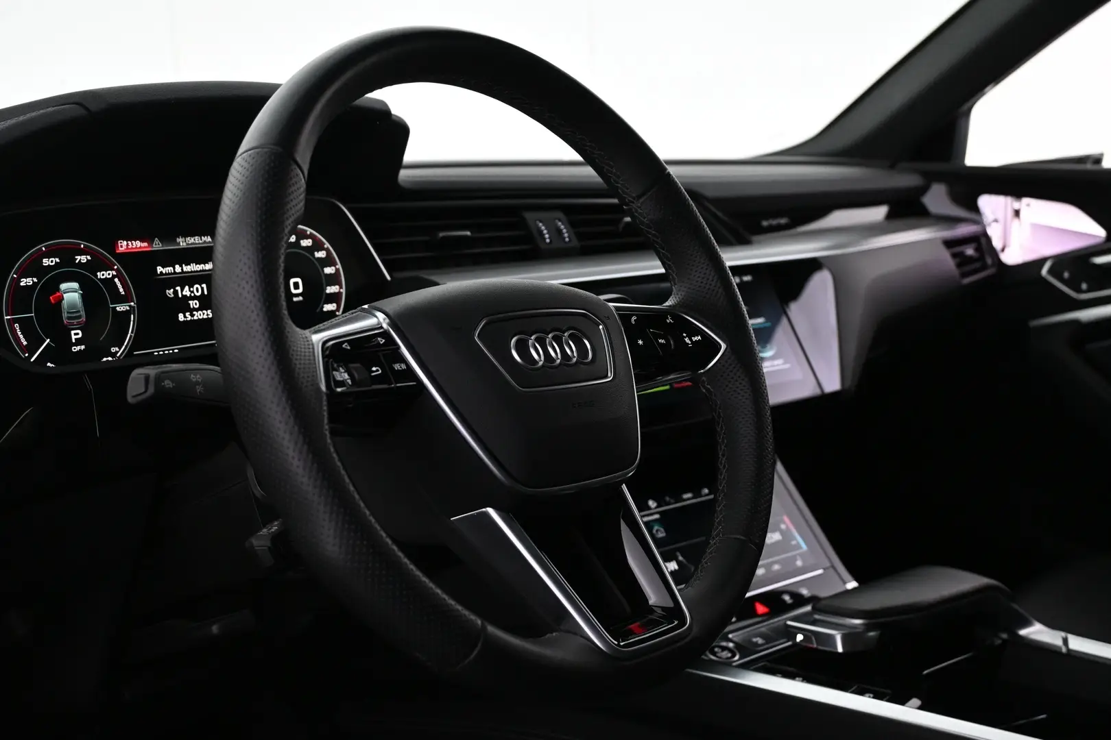 Car Image - 5trnScceGtxTrC4zPXKTCt
