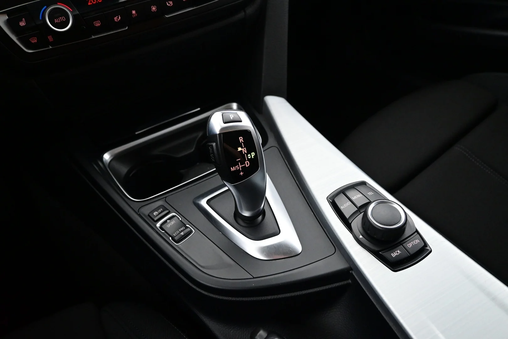 Car Image - 5jSW6hEuwMBZzi5wsXZ8r0