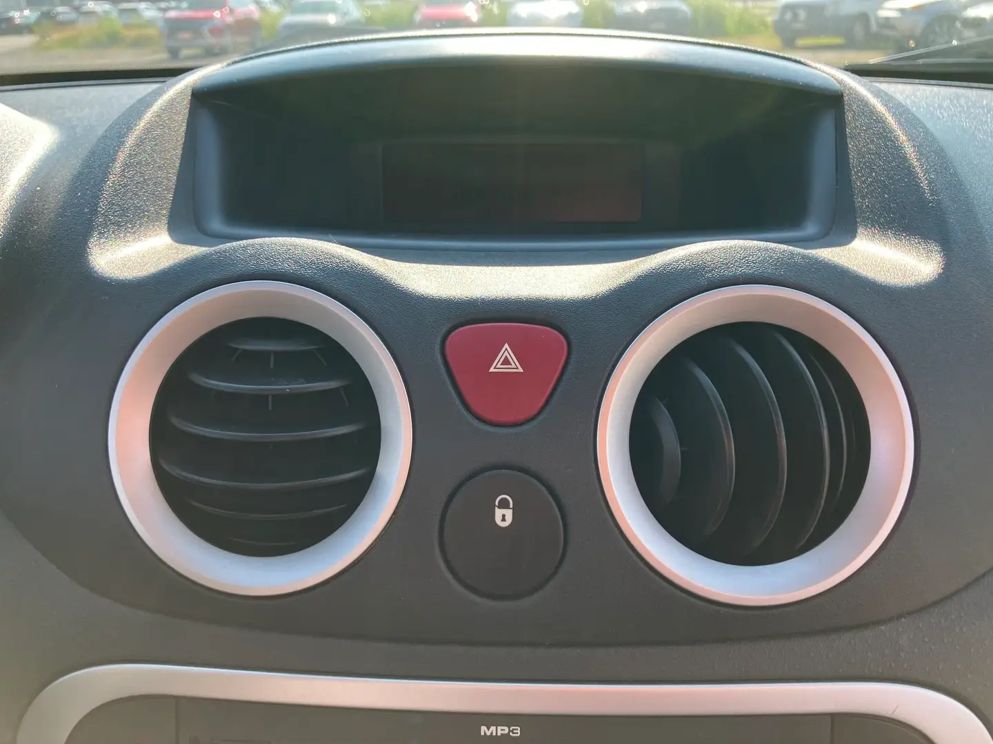 Car Image - 1VJV2c9hkqvDcYBKCO3YSs