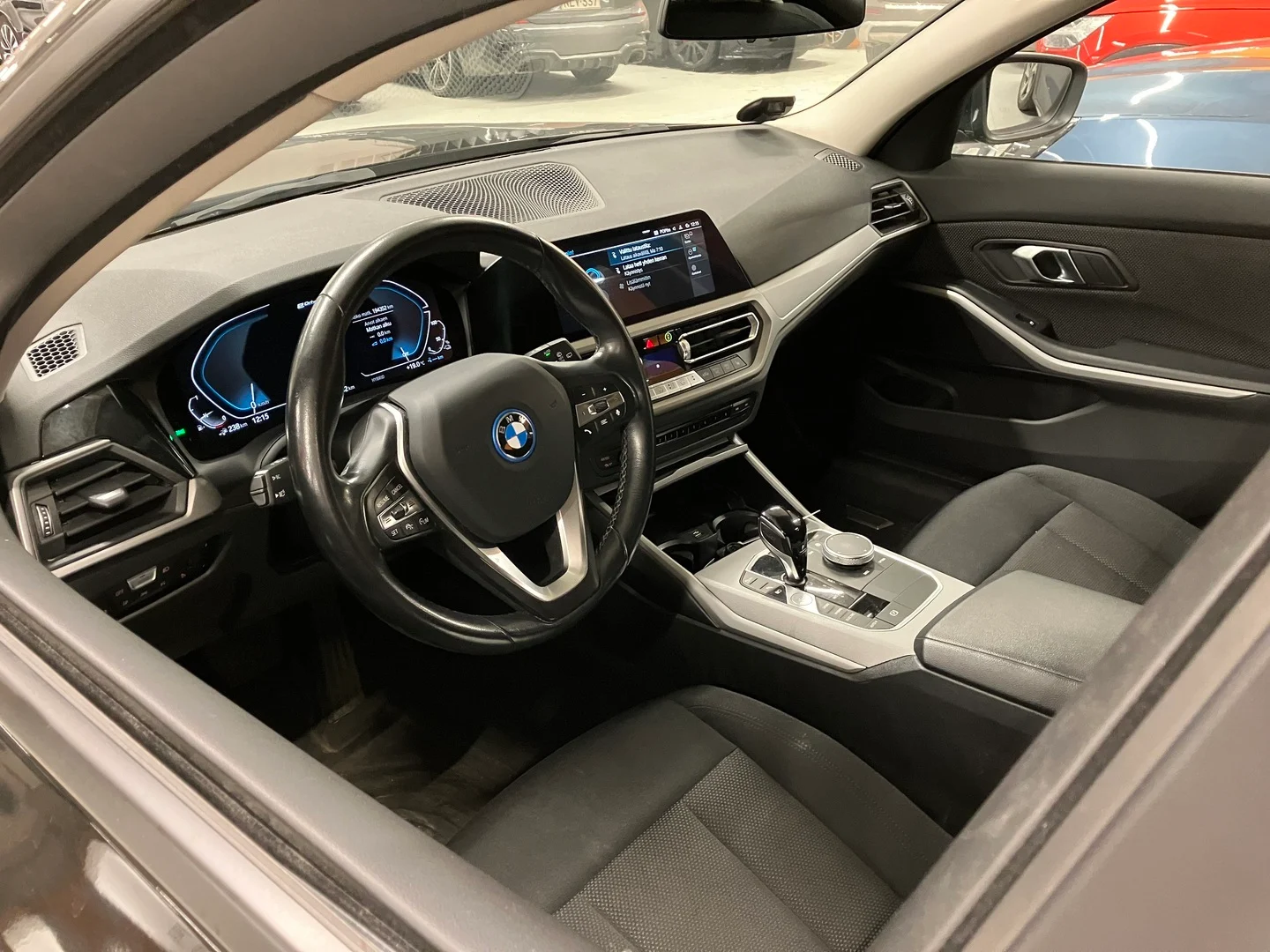 Car Image - 4MRE0xT0YrpbBvgnLNltuA