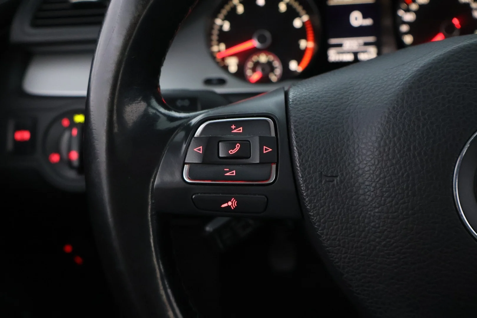 Car Image - mgEis4FRGHcc1MSb4S4tn