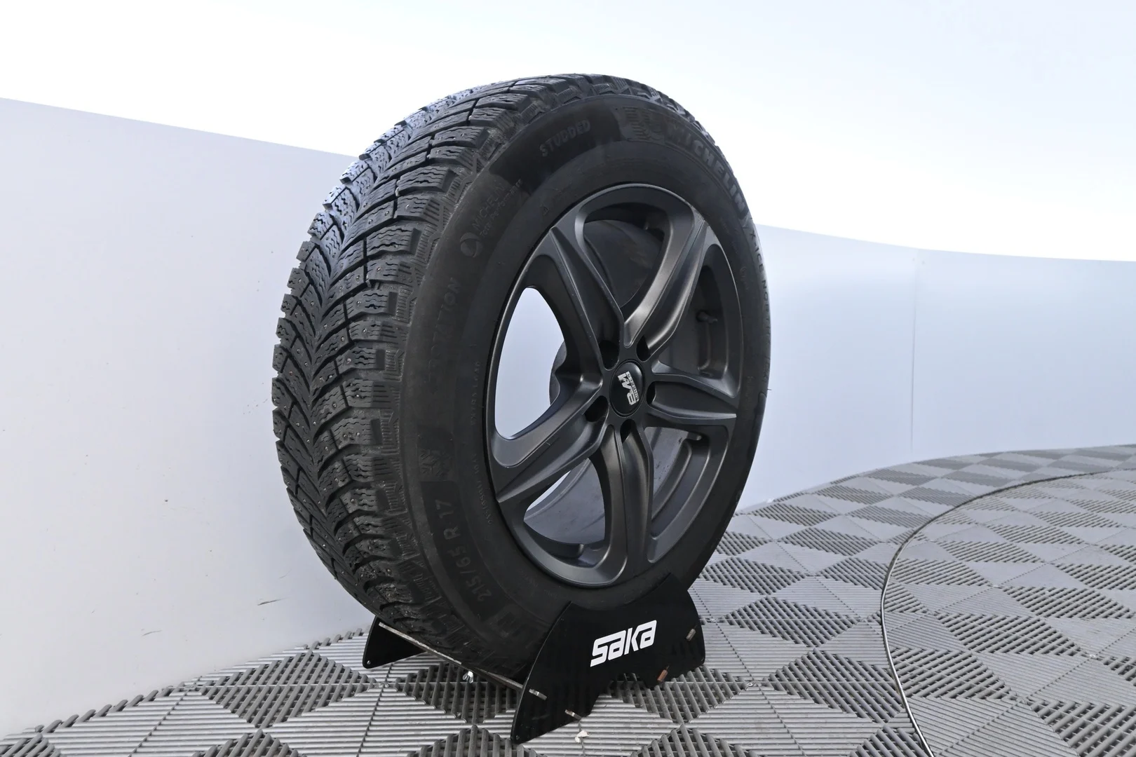 Car Image - TmWhdaqeKTyidgpF5X4db