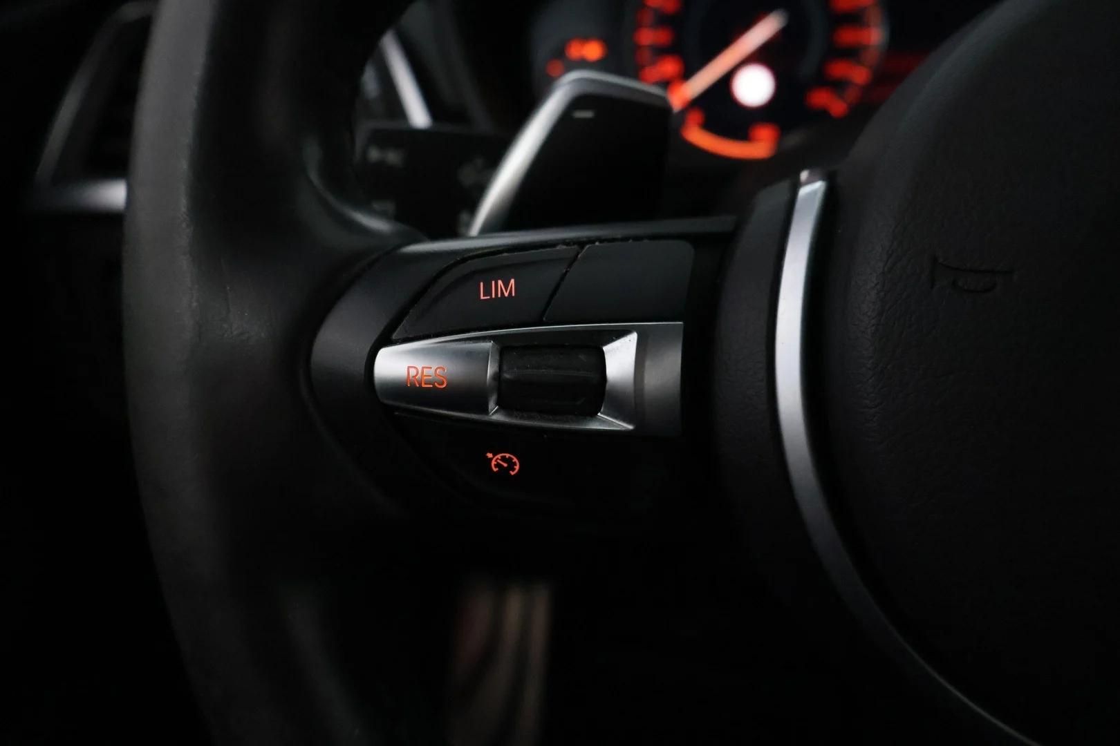 Car Image - 6SmXdmvcizB8pcXGMvuwxX