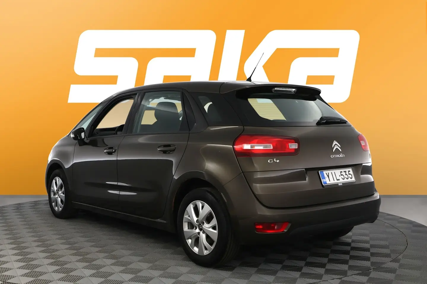 Car Image - 3AadOA5iGREurZoXprio68
