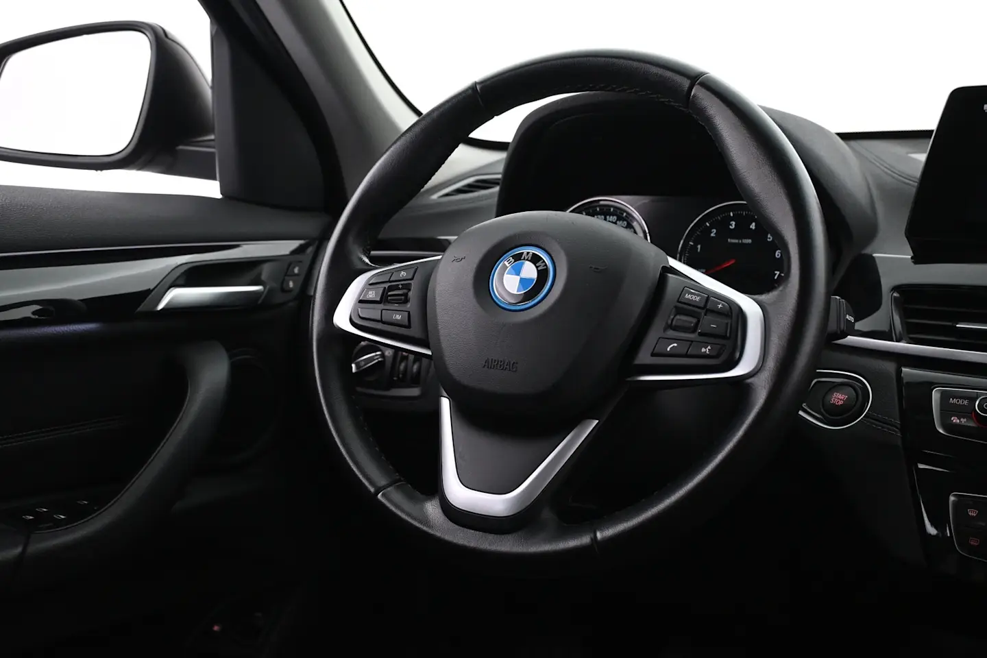 Car Image - 1lYRKj0qZHEyfx8tfGEqtd