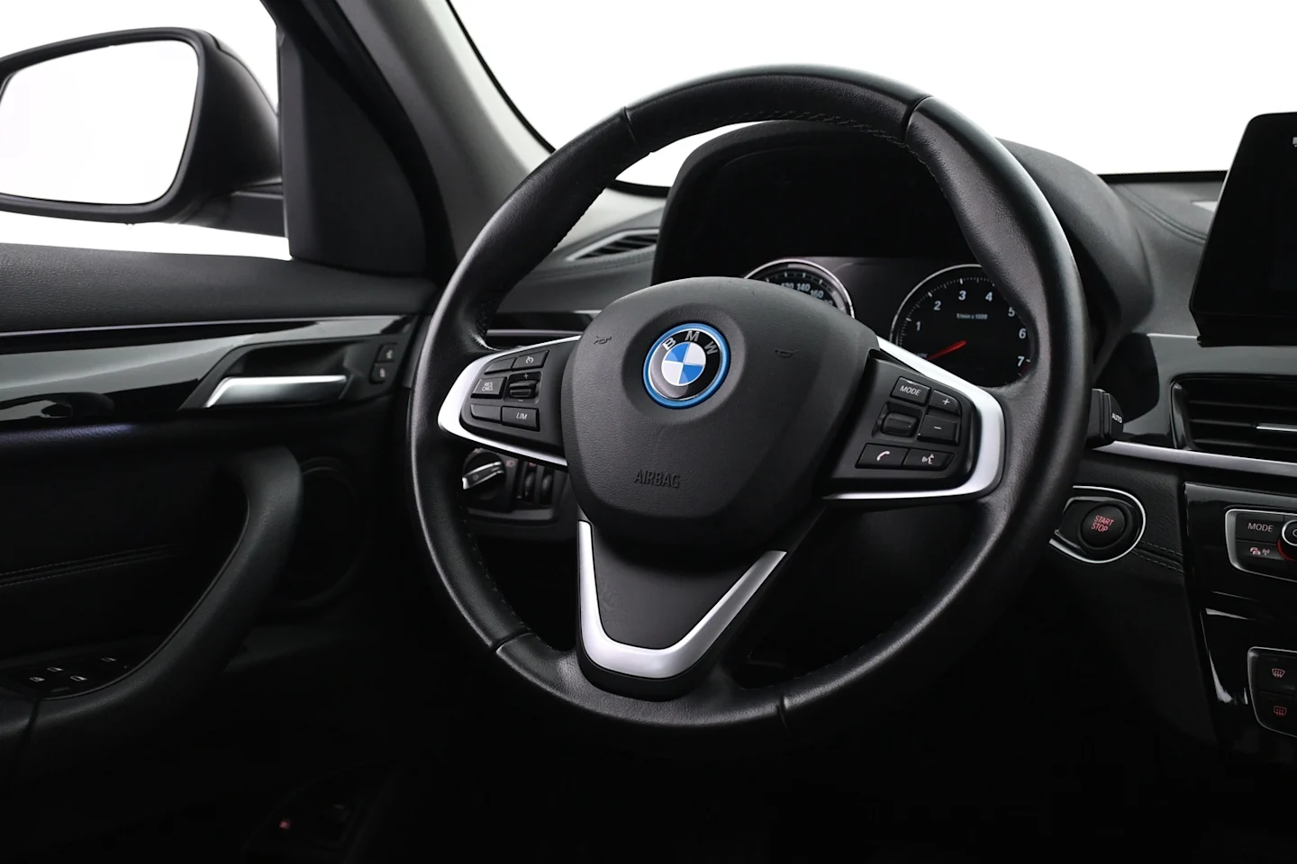 Car Image - 1lYRKj0qZHEyfx8tfGEqtd