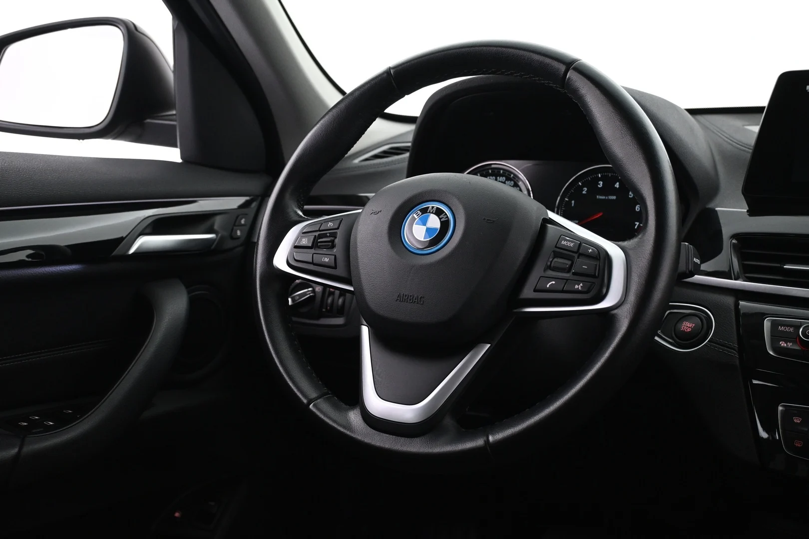 Car Image - 1lYRKj0qZHEyfx8tfGEqtd
