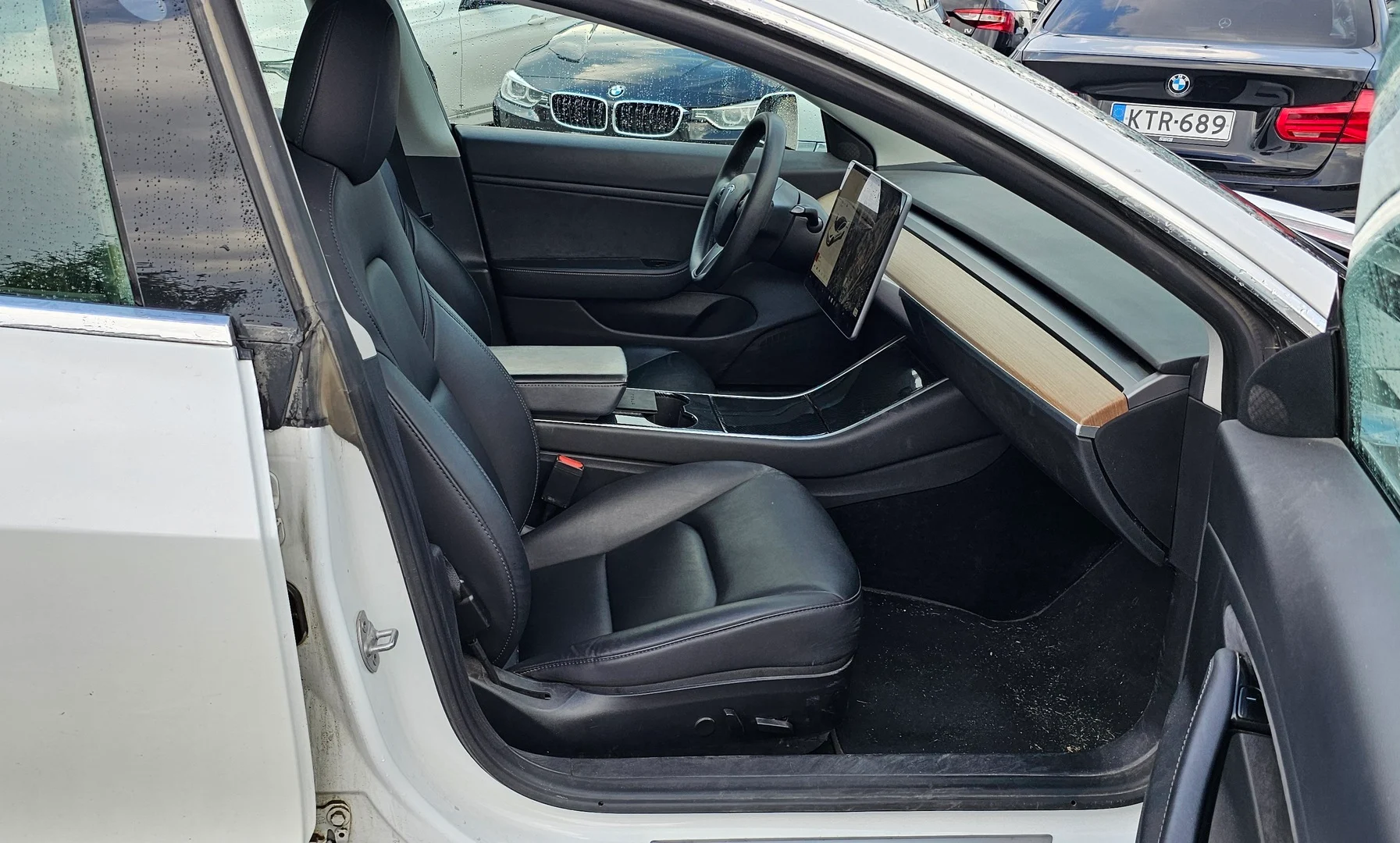 Car Image - 4kcLz9eUiA4hvQqox2O4Wm