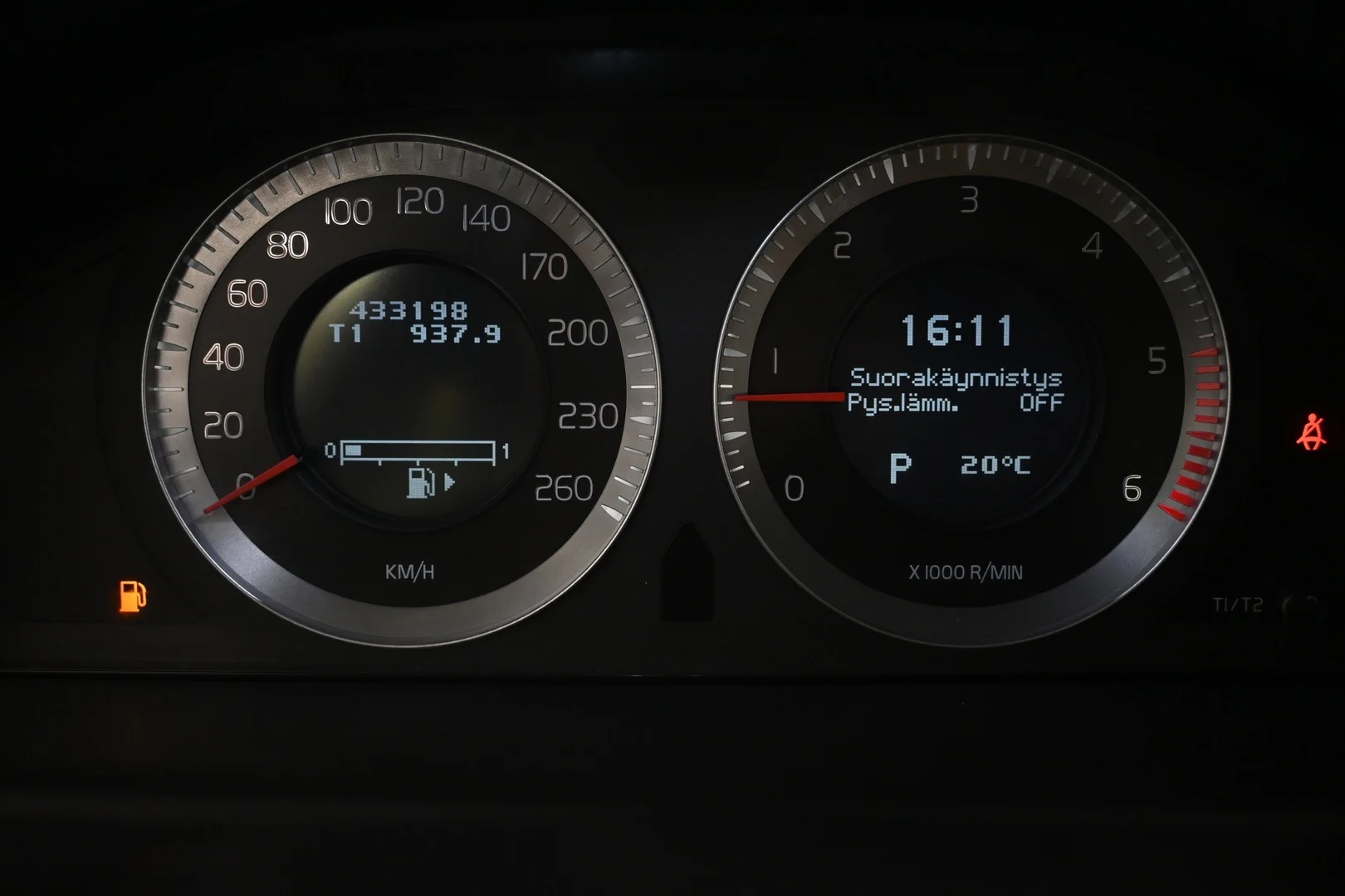Car Image - 1rOwqa2AzNB3hVsFUSuEKh