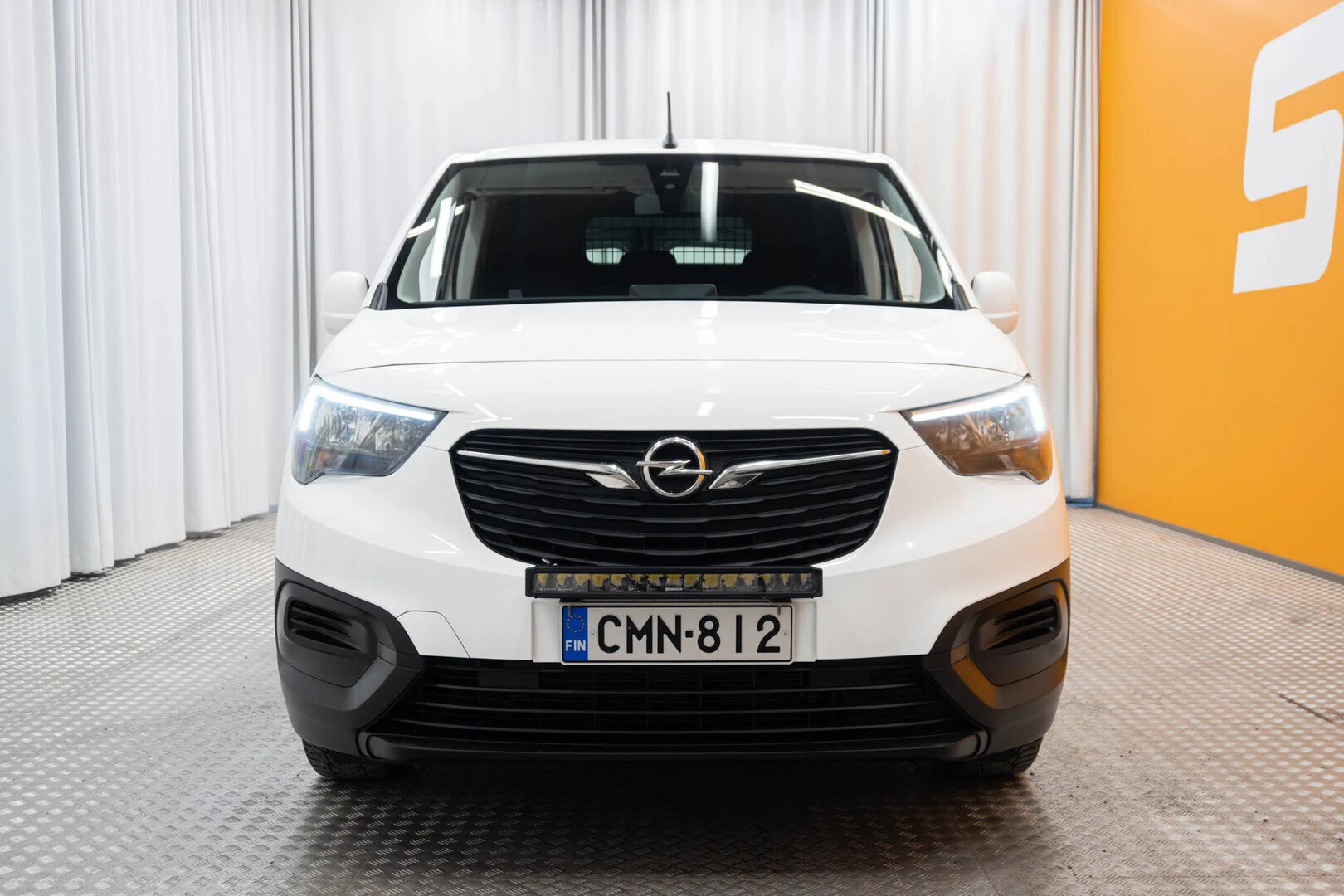 Car Image - 21VkzdUP6J7R5FBUxJzFiy