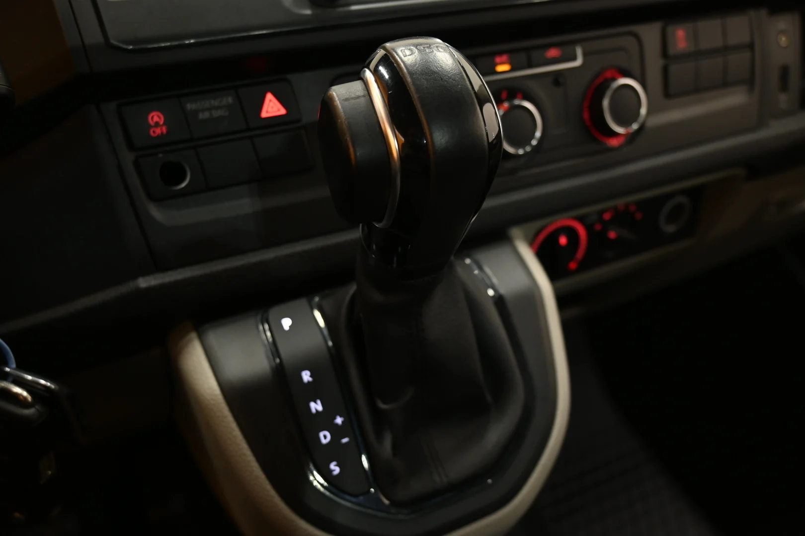 Car Image - 1Edraztgge8INnCCDYbMo8