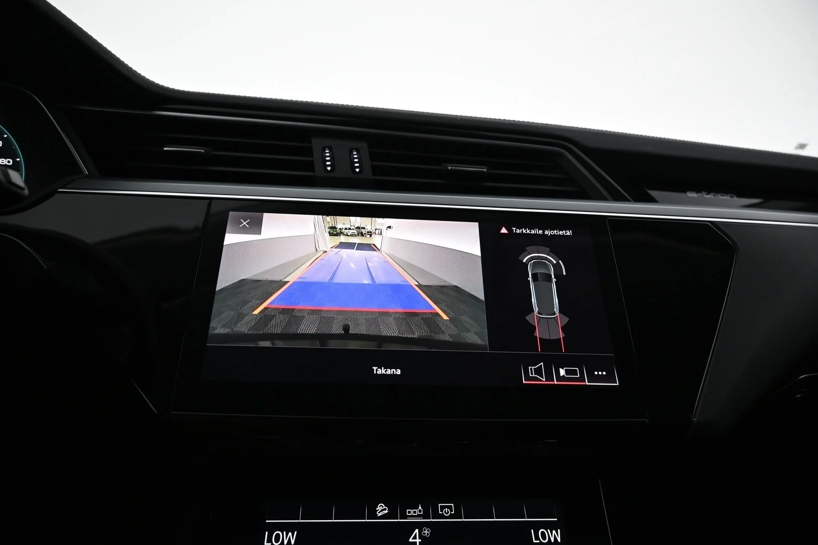 Car Image - 6HHJaYw6TyZhdUfUxhBqt