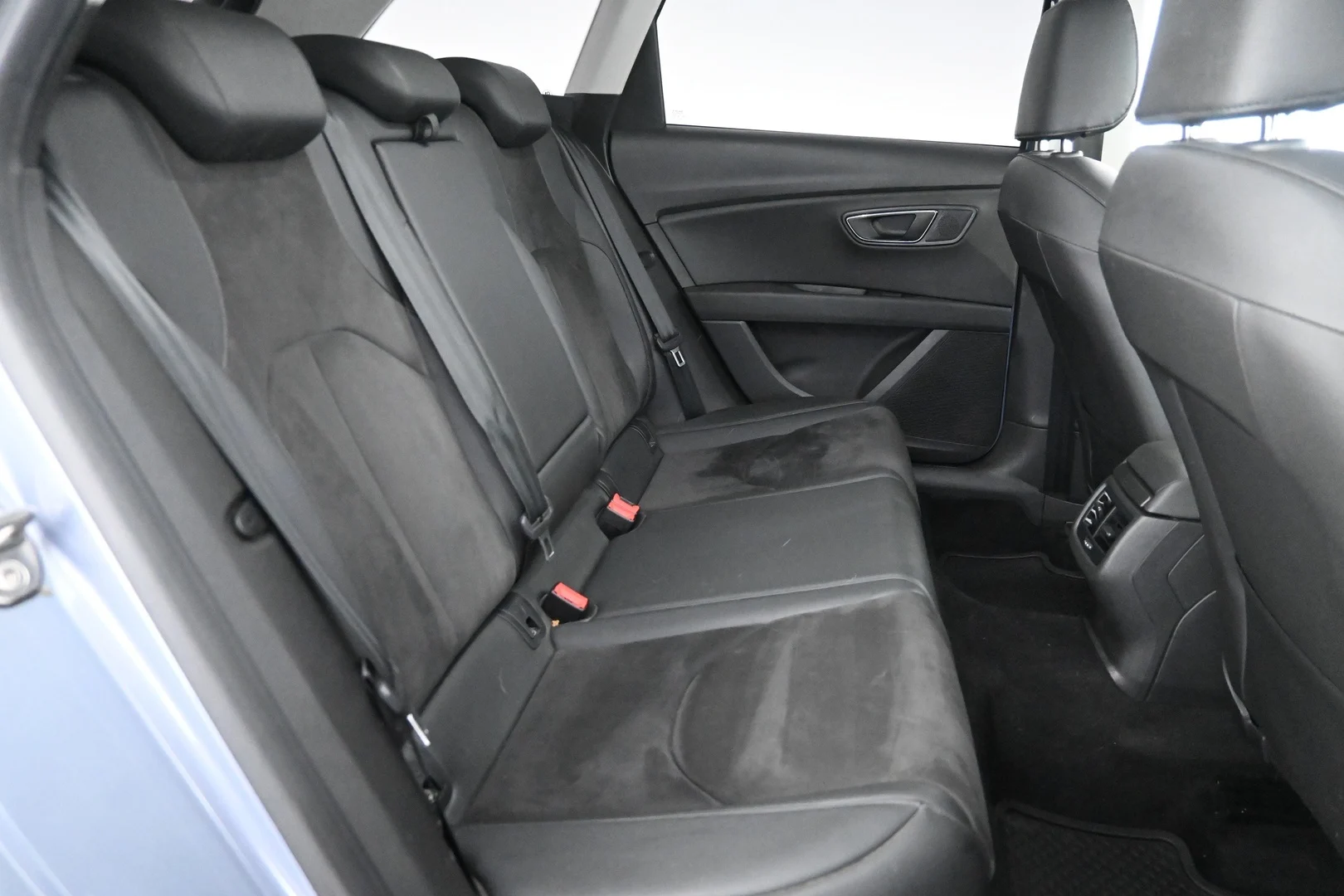 Car Image - 6jxEgd18J8xSDHsDkRssBr