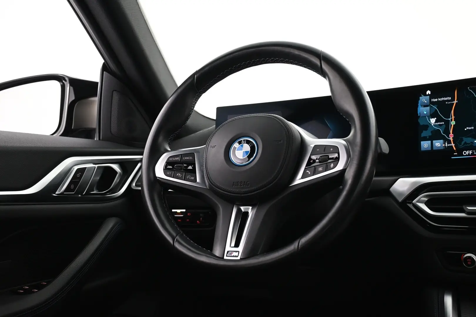 Car Image - EtpRJMCW7riWQUi1K8dD0