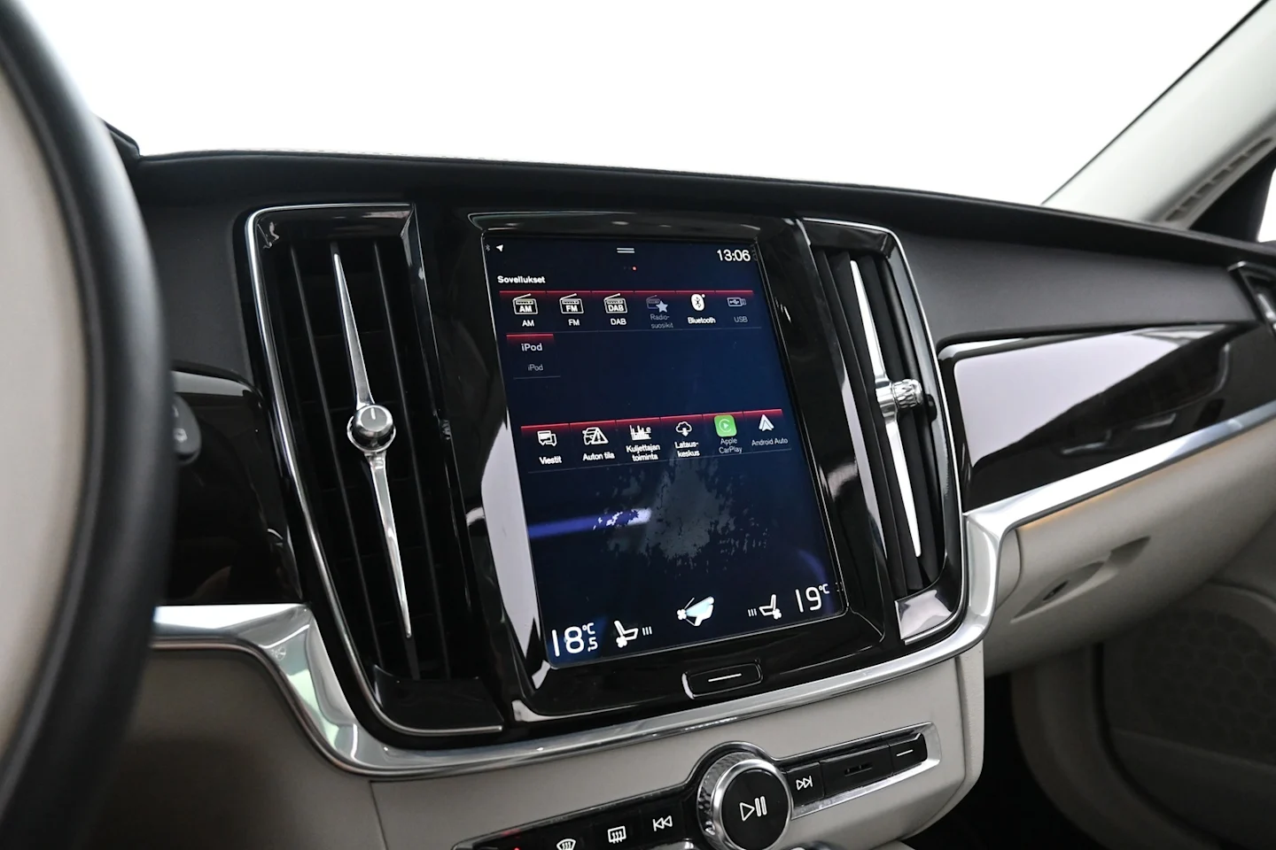 Car Image - 7q259ihz14H1UPdQYlR67M