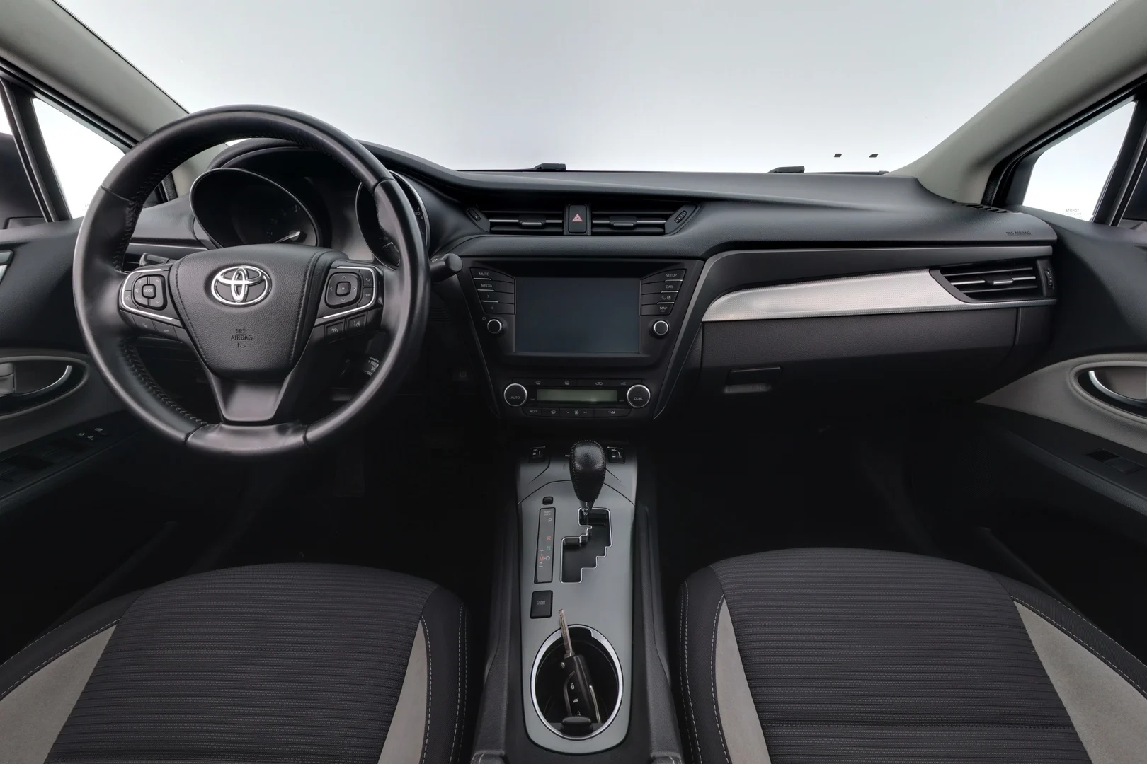 Car Image - 6oCTUAYcg6PTwJvY11lVRn