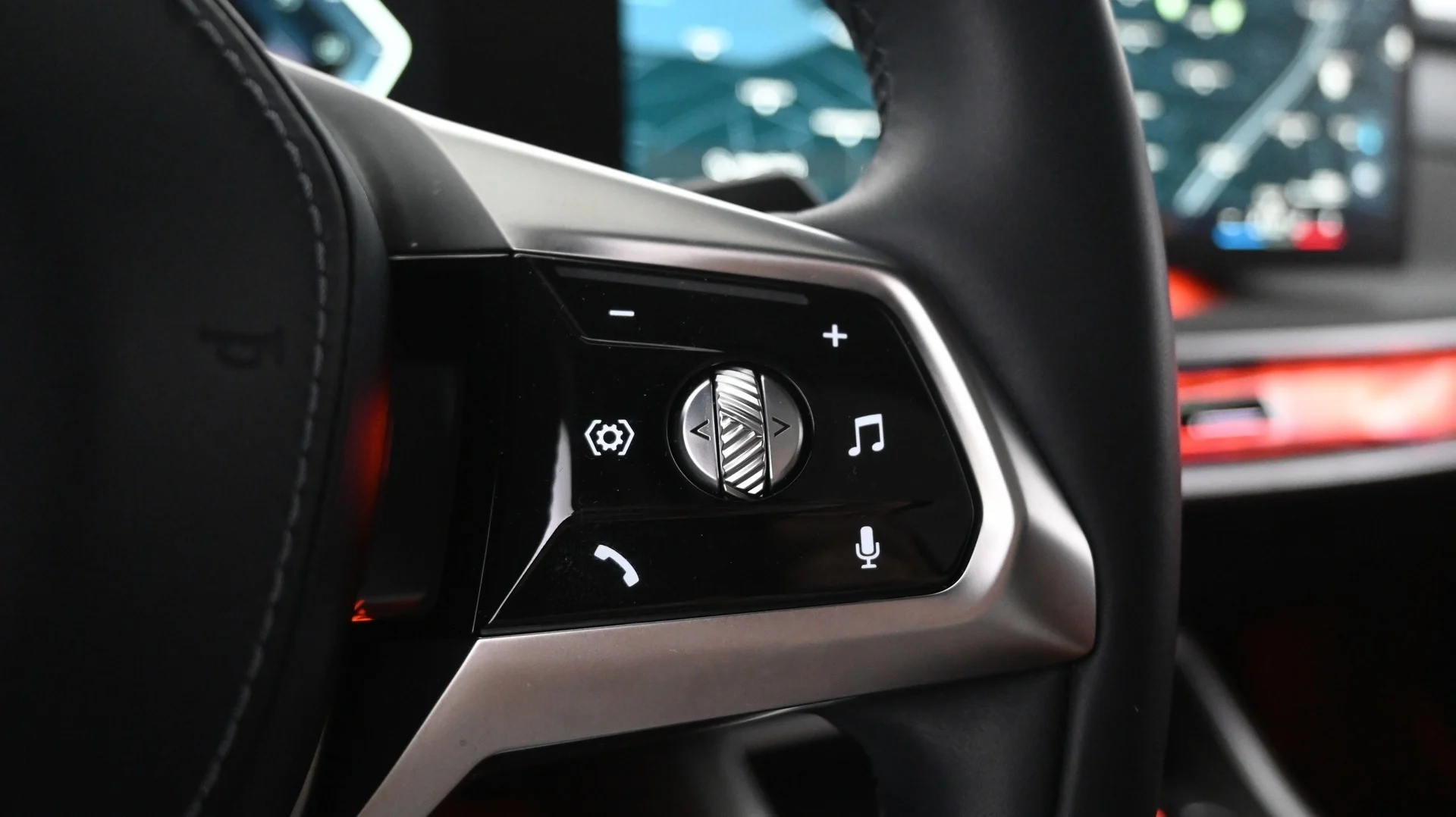 Car Image - 10nFTDhnnCghr4Sq4bAC6p