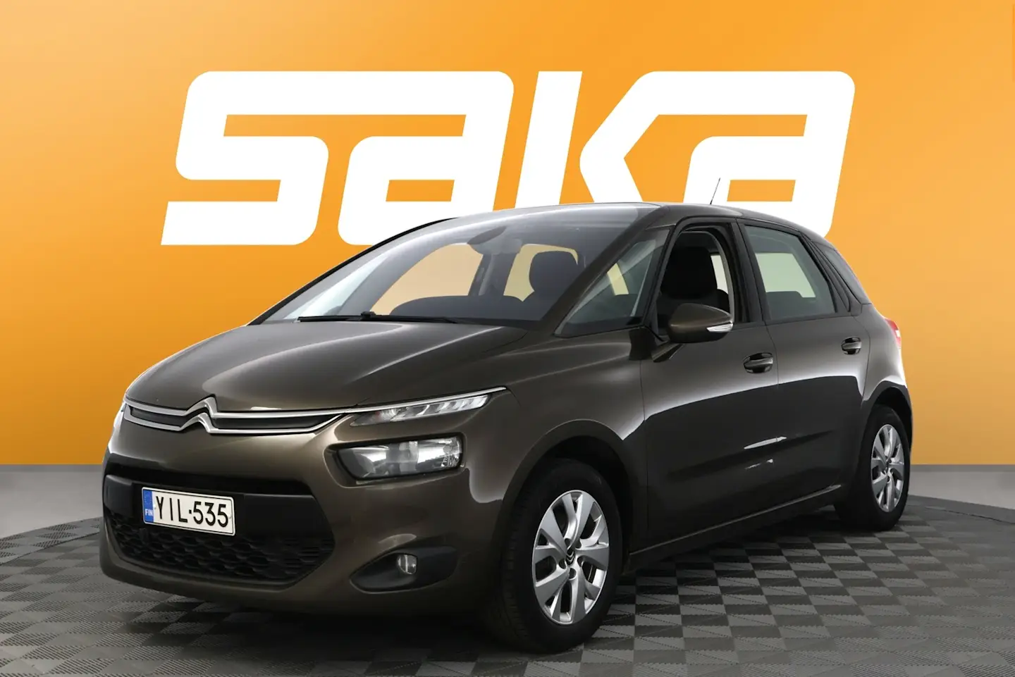 Car Image - 3AadOA5iGREurZoXprio68