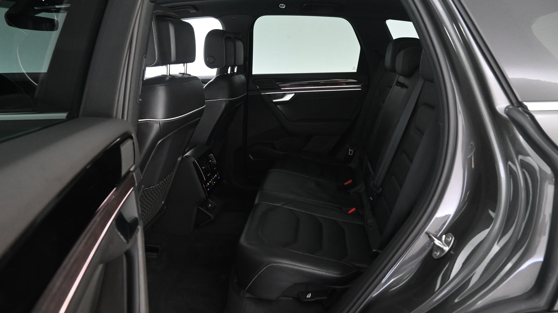 Car Image - 6xjzf3tRnFoTG9nTEXInLU
