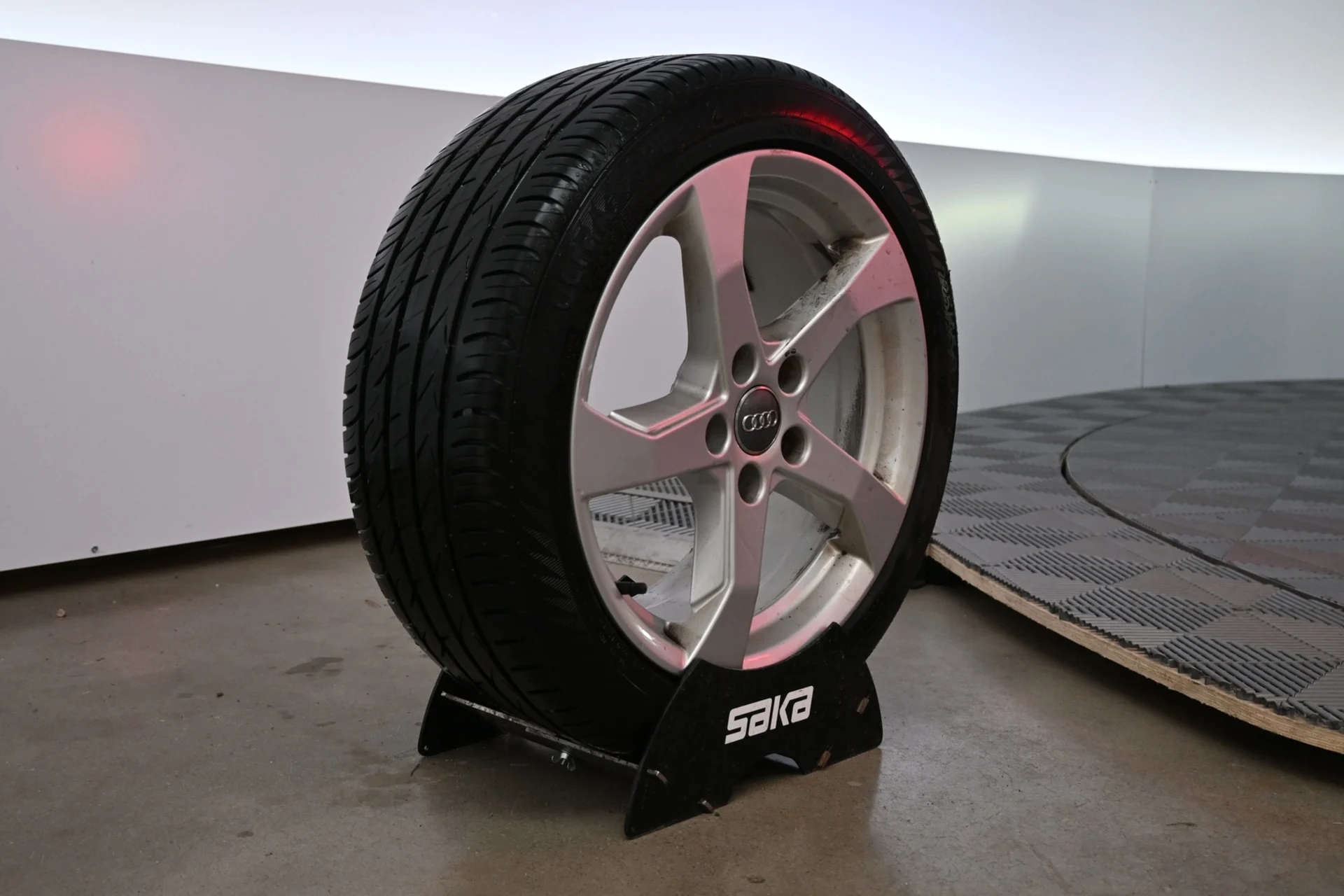 Car Image - OxDdxeDfbuissRTyypvHE