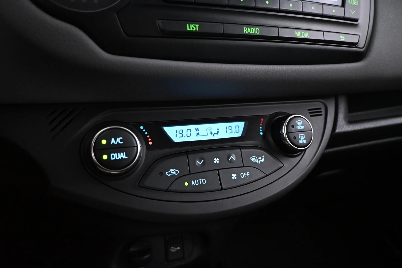 Car Image - 5YAPLAm0l1goLH6nJIq6ig