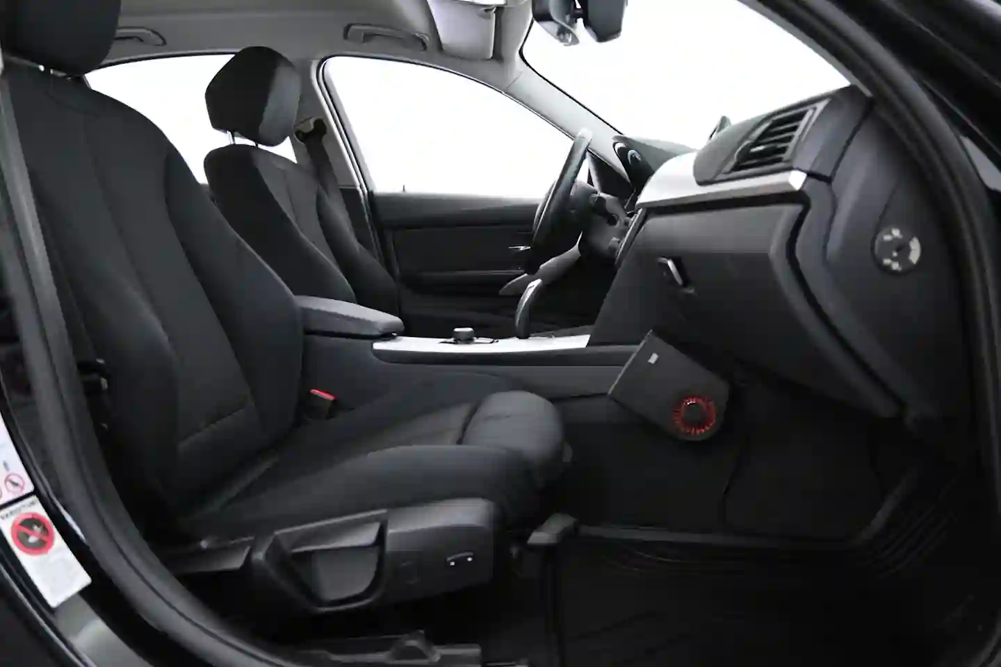 Car Image - 7d59V1HETtWfviYGIotkc2