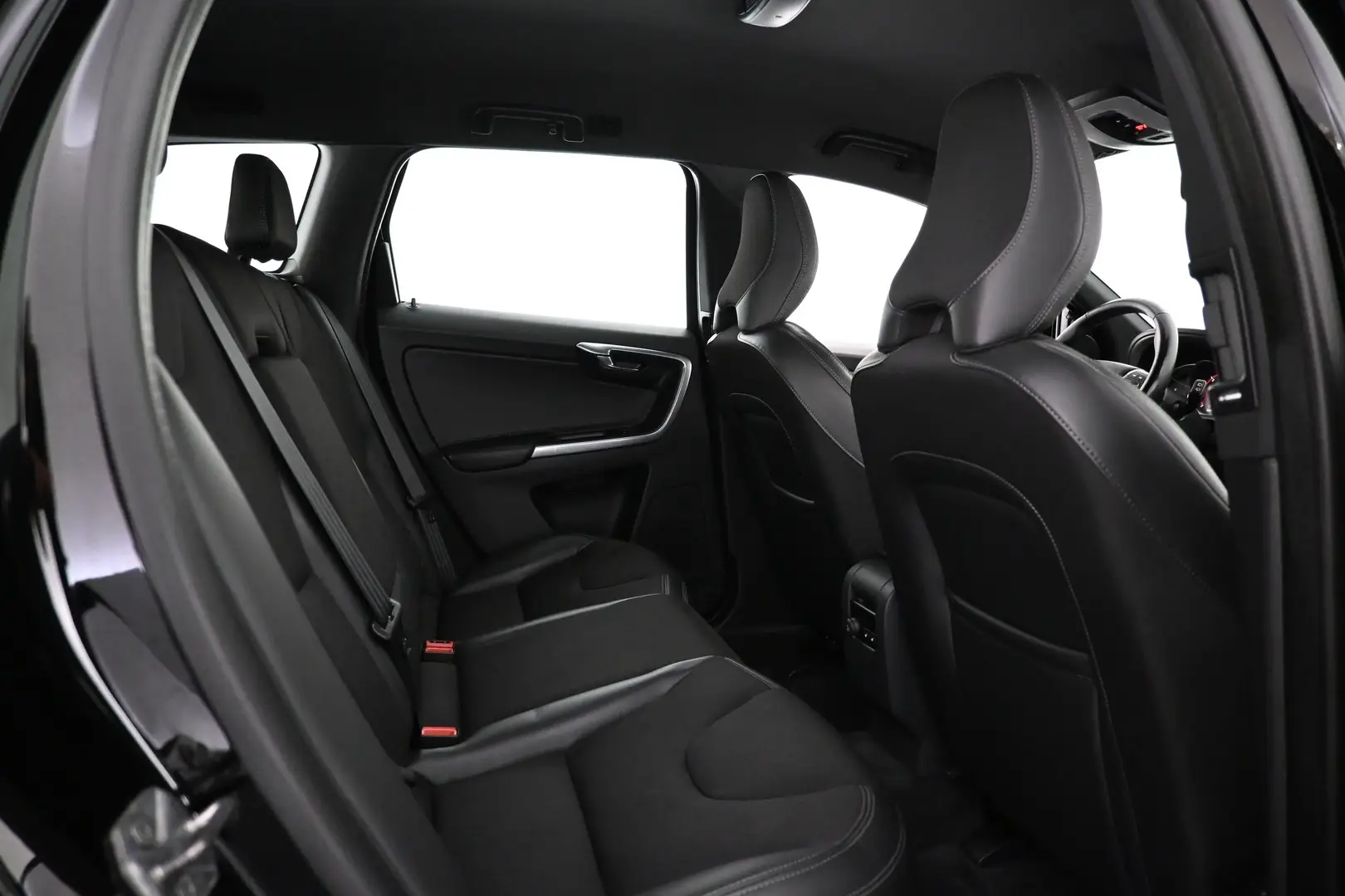 Car Image - xzMOEuMXunnUW5fe3TDGH
