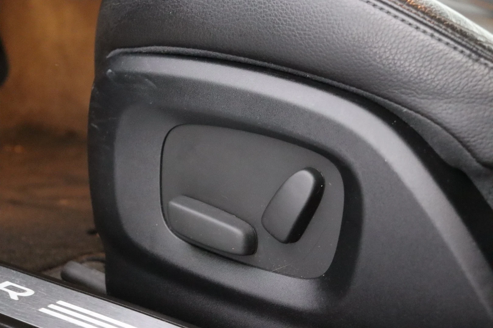 Car Image - 7Dk48RxmwIEdWy1HxKU4jZ