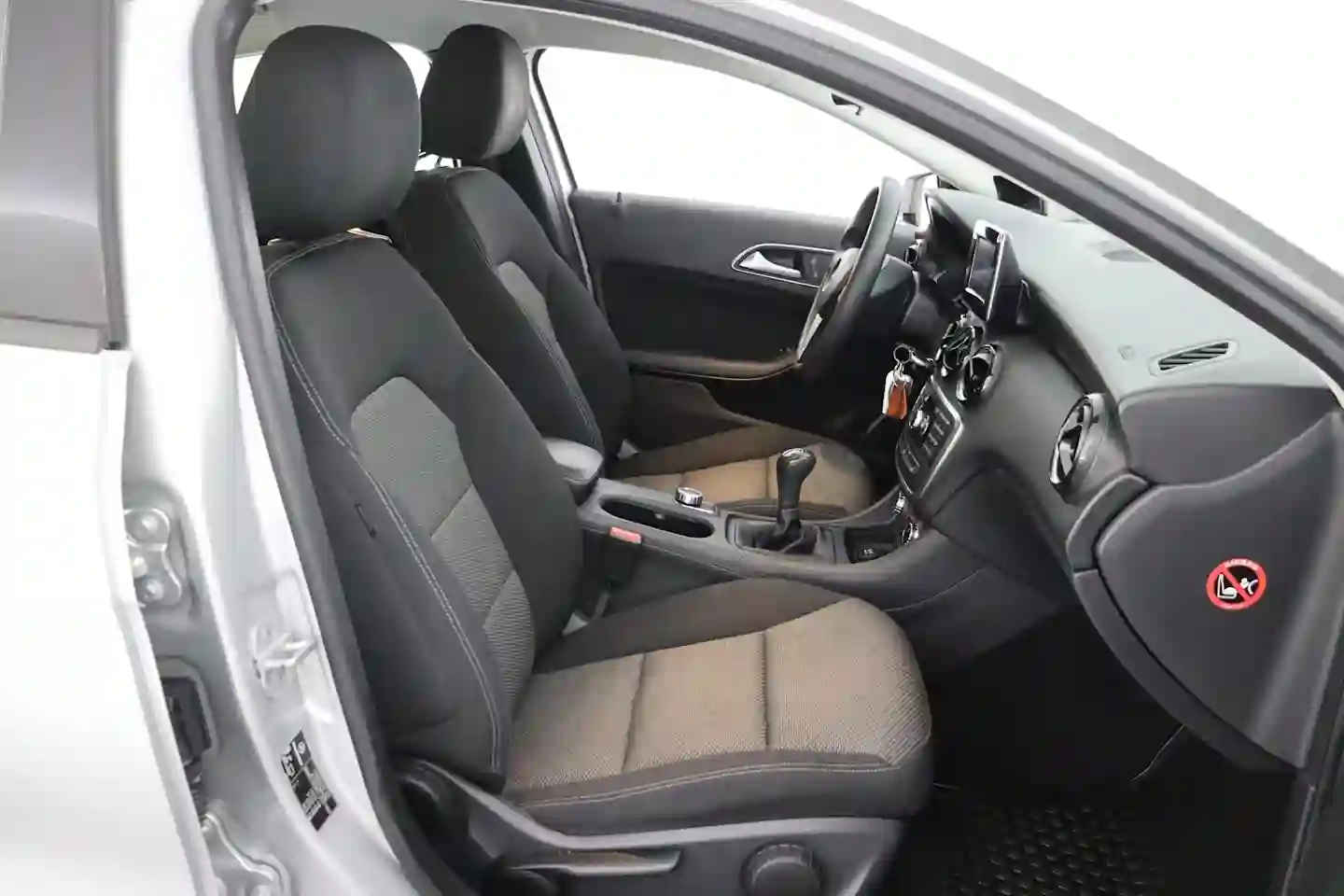 Car Image - 51cRJykF0GJrmlodiHgir0