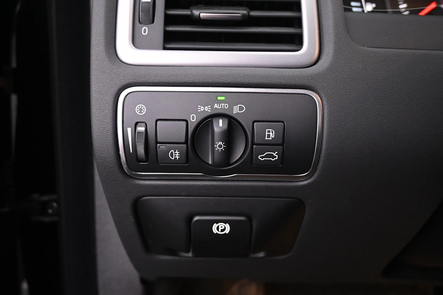 Car Image - 1U4ybafFaOfYsAKW5quNNV