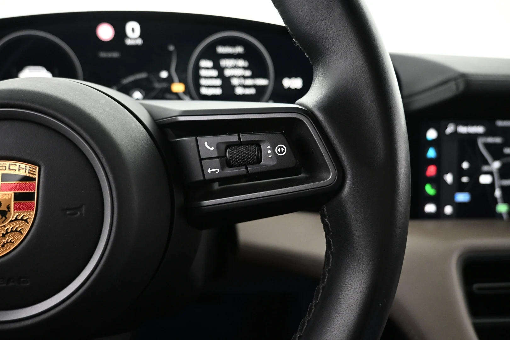 Car Image - 6KqlL8gfHCh9YibXSw3ILQ