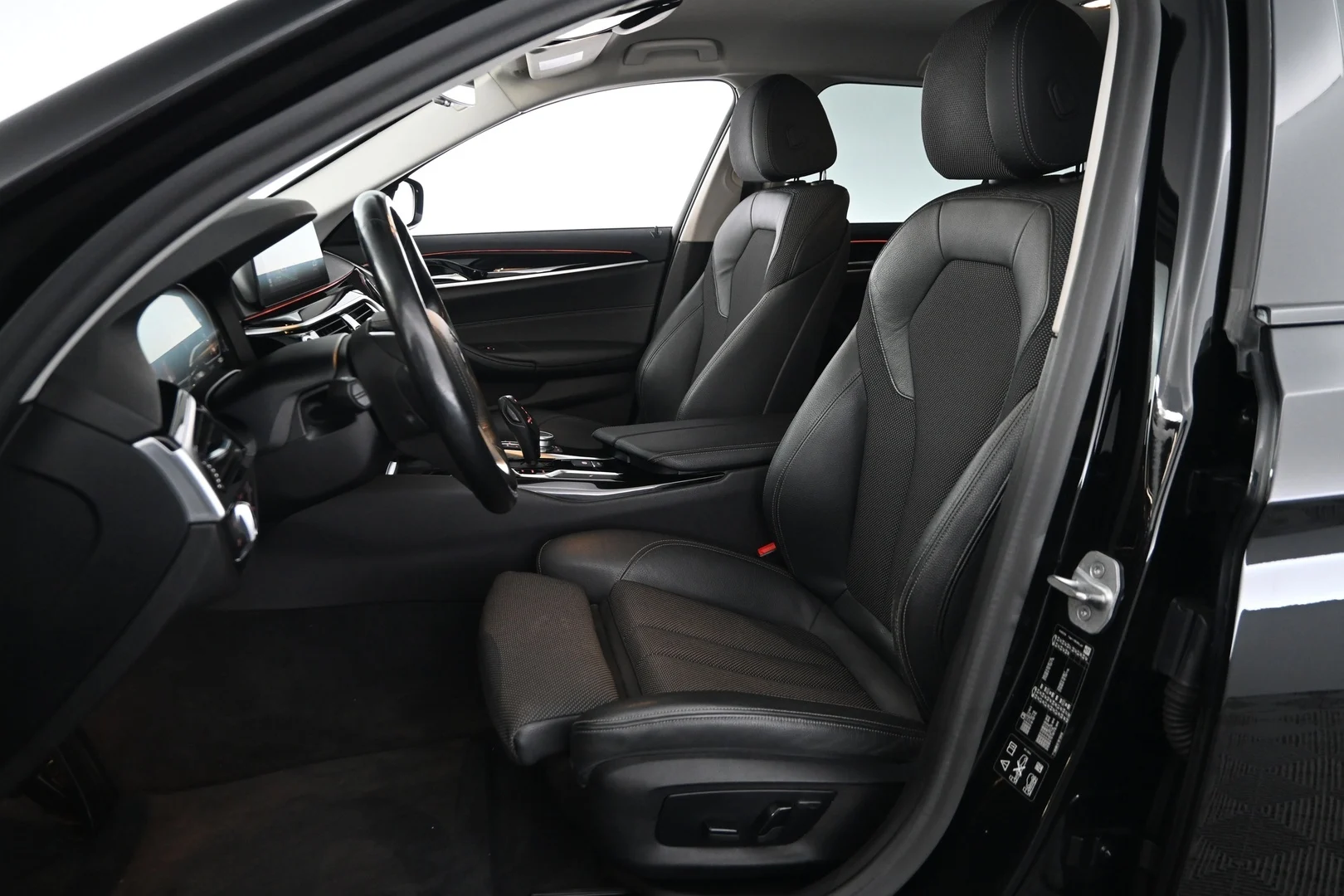 Car Image - 3Qhsg2HwAeOZOAYhBJILMs