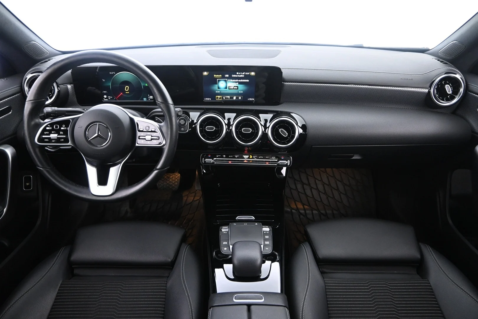 Car Image - 1h0iY9GDYsMTkDyegDbdzR