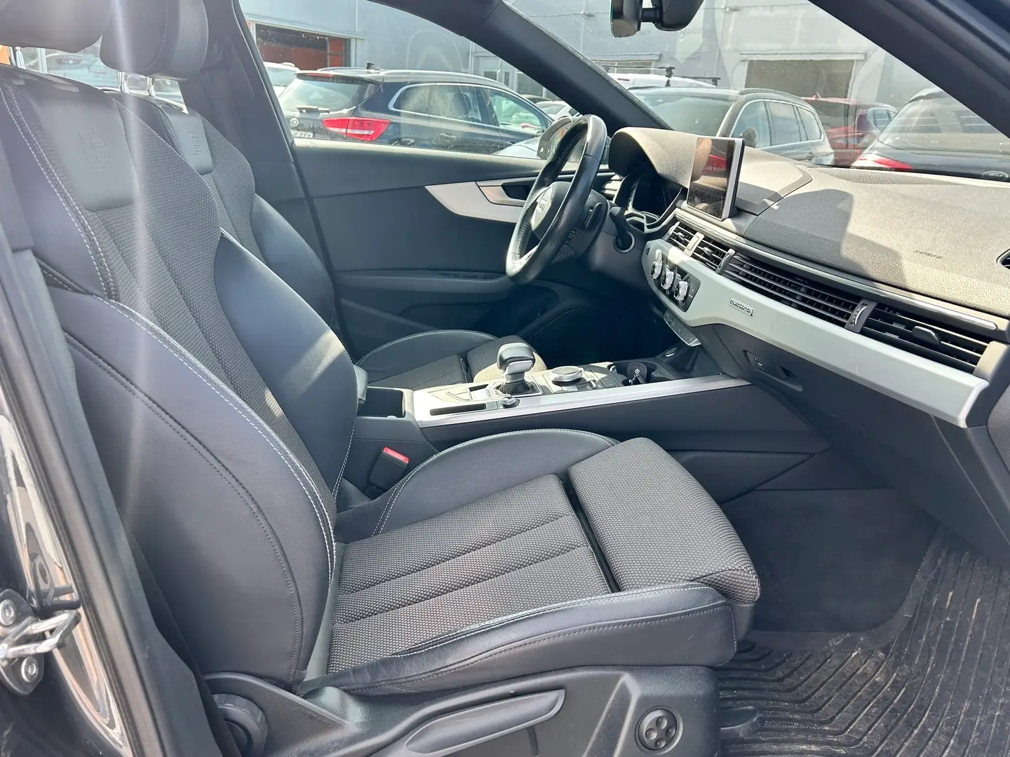 Car Image - 3s9KHOSGwEZlXOS6rZ0gsH
