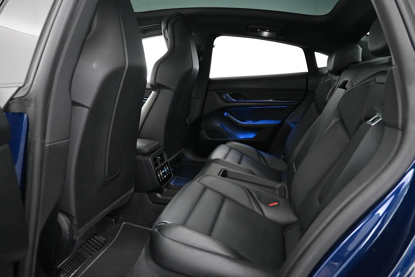 Car Image - 3lQr6uG5JwcCvFZ7Uwqp27