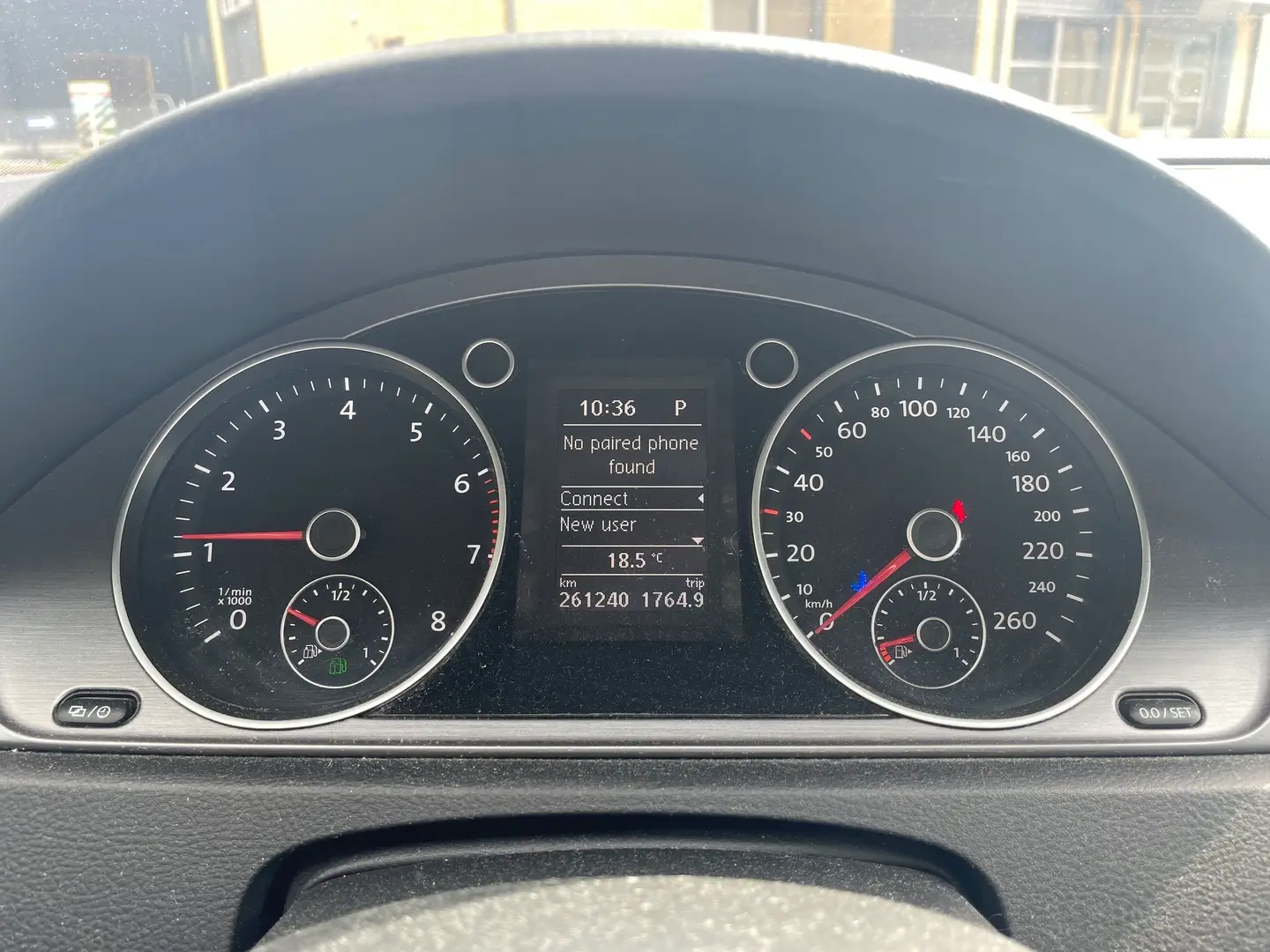 Car Image - 1osZS8xqehOxiuNU1Wryjr