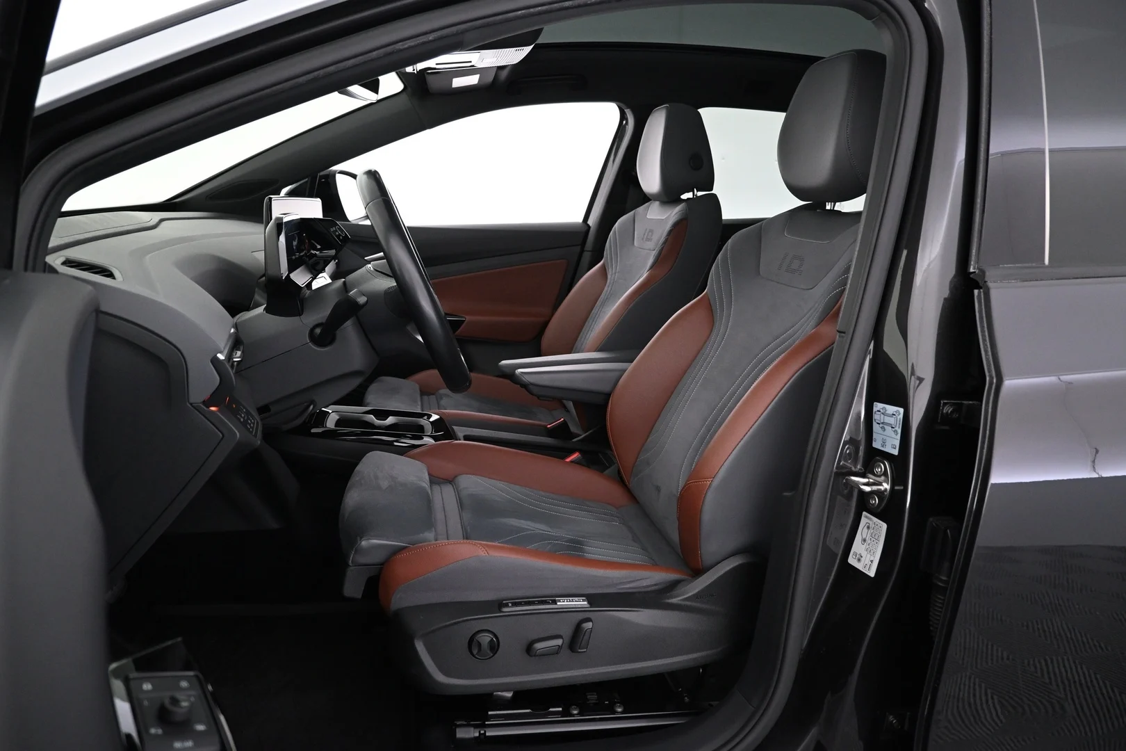Car Image - 4vFco51biQB4ia7E4mcC61