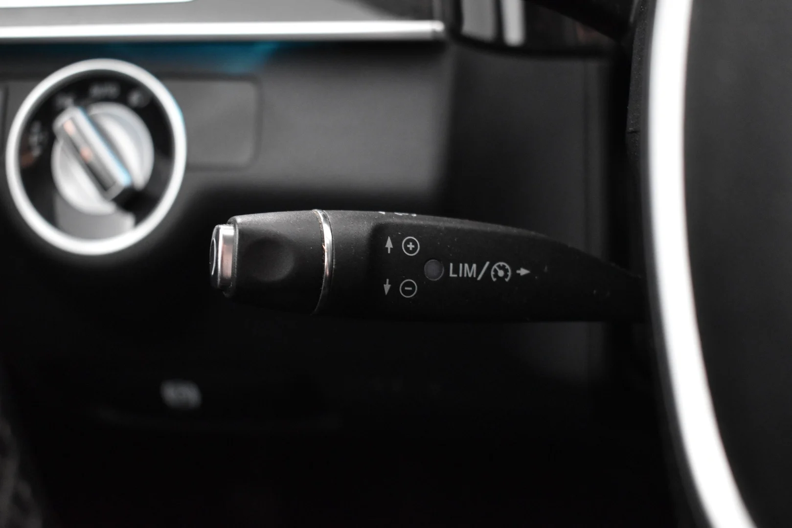 Car Image - 4CSTibvh1LLeH2WyKcKJpq