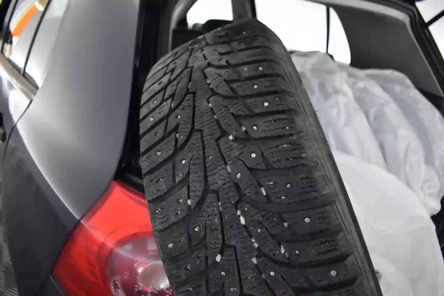 Car Image - 4AMNlYKVuVzvy24YqWlzeW