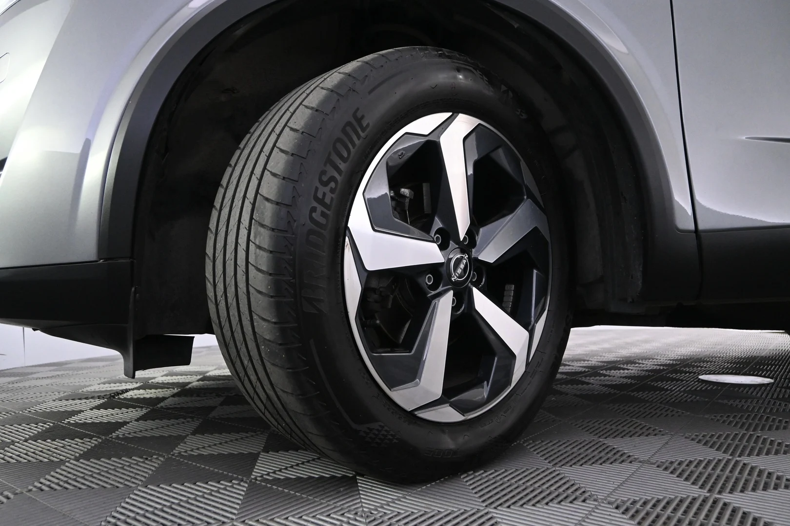 Car Image - 4ualkm8rGXzCbcAxey00tt
