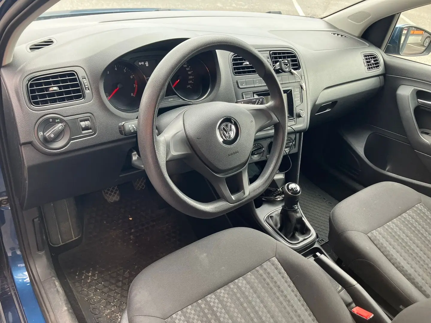 Car Image - 5OlZhzsTXgHJoOMTZ8n8Op