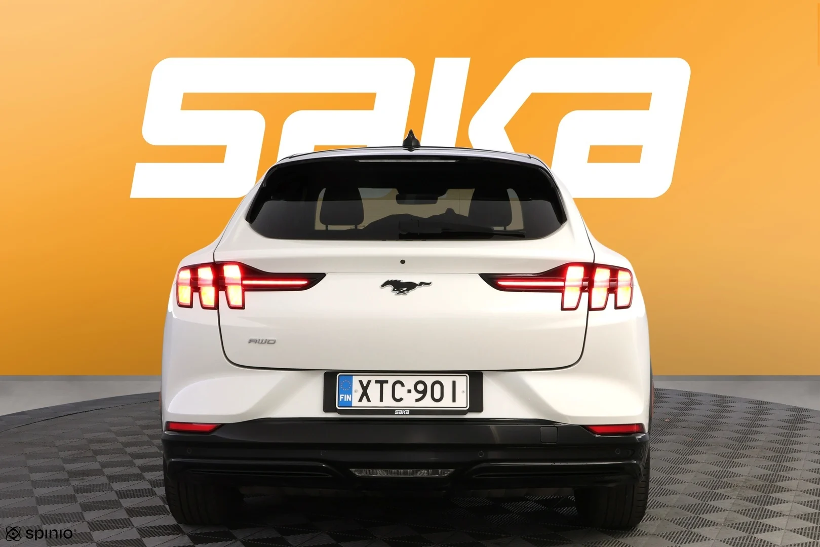 Car Image - 2I2tR4ryqL9iLbxJT3yv1j