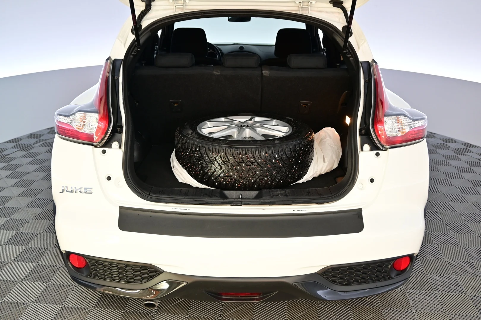 Car Image - 2a3UVba8HBaUkK58CrYSMl