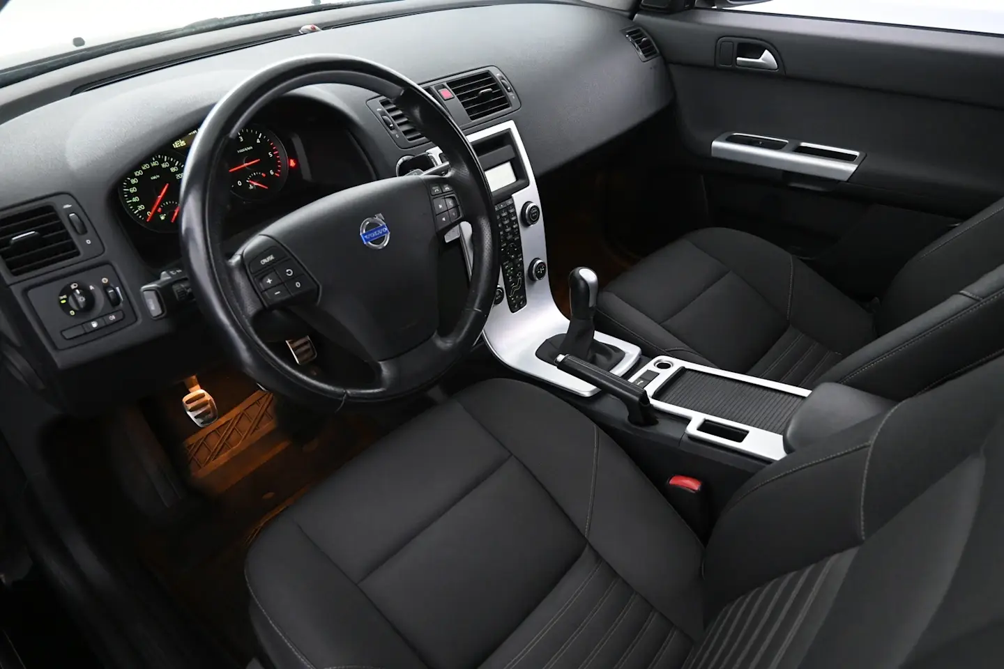 Car Image - 5P8oCN2HwW86aLy512JRRh