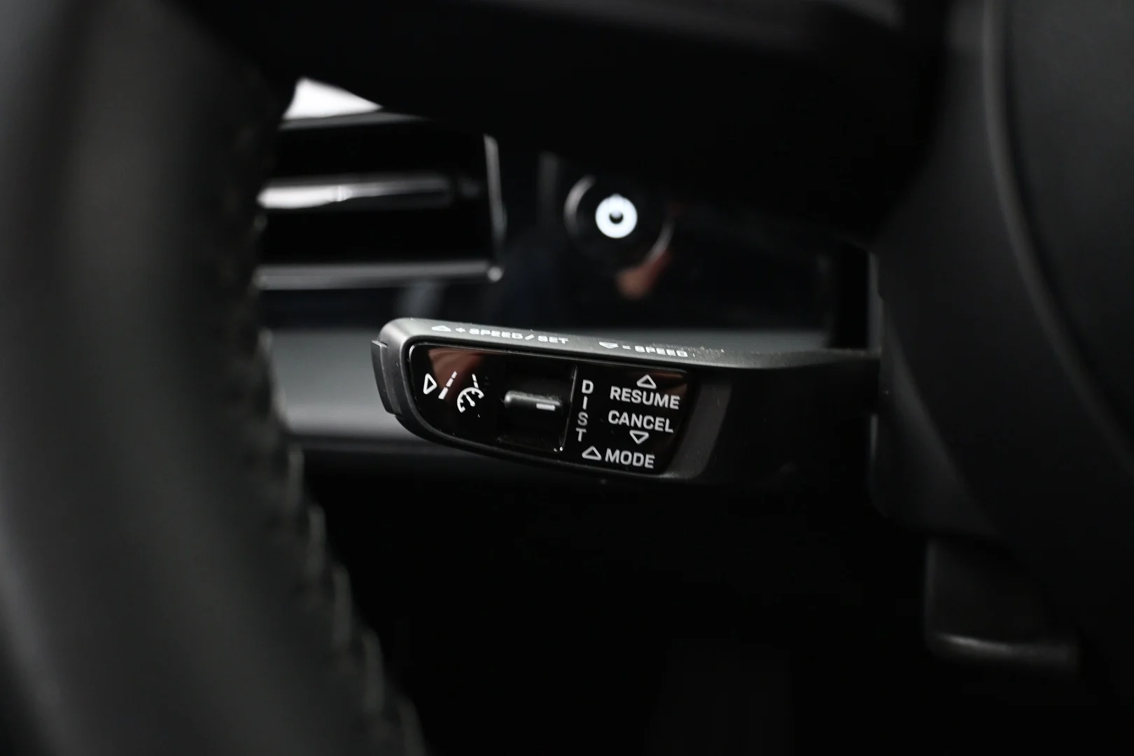 Car Image - 01tQzUgSSCoUfgx2gmYFsS